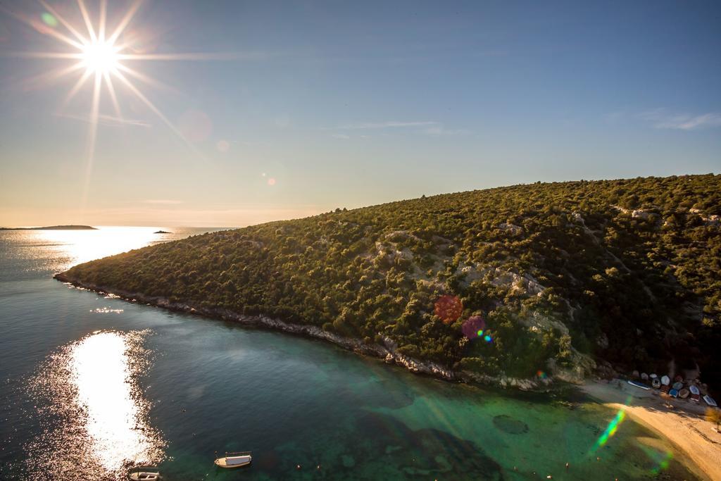 Apartment Srecko Vinišće Kültér fotó